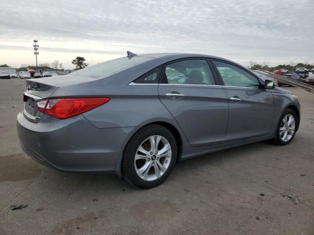 Photo 3 from auction – 2011 HYUNDAI SONATA SE with VIN 5NPEC4AC6BH142288