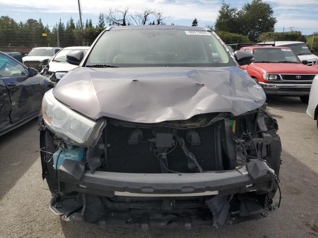 Photo 5 from auction – 2015 TOYOTA HIGHLANDER with VIN 5TDDKRFH1FS143753