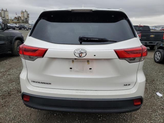 Photo 6 from auction – 2019 TOYOTA HIGHLANDER with VIN 5TDKZRFH6KS572108
