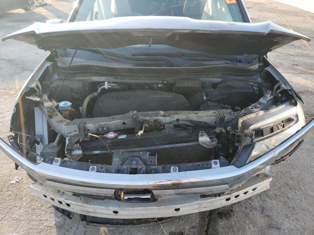 Photo 11 from auction – 2017 HONDA RIDGELINE with VIN 5FPYK3F74HB013129