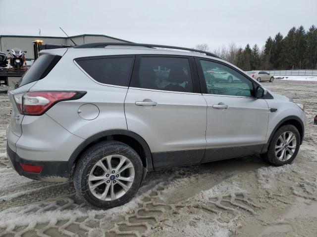Photo 3 from auction – 2017 FORD ESCAPE SE with VIN 1FMCU9GD3HUB06635