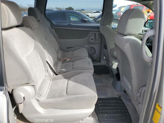 Photo 11 from auction – 2005 TOYOTA SIENNA CE with VIN 5TDZA23C55S352081