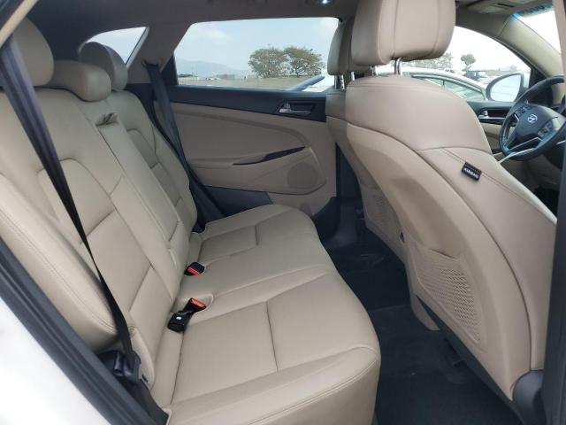 Photo 11 from auction – 2016 HYUNDAI TUCSON LIM with VIN KM8J33A28GU193932