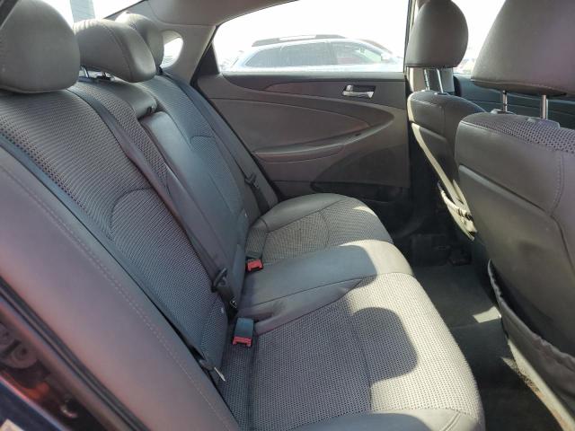 Photo 10 from auction – 2011 HYUNDAI SONATA SE with VIN 5NPEC4AC5BH071102