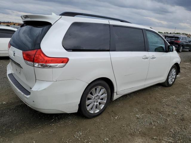 Photo 3 from auction – 2011 TOYOTA SIENNA XLE with VIN 5TDYK3DC8BS118252