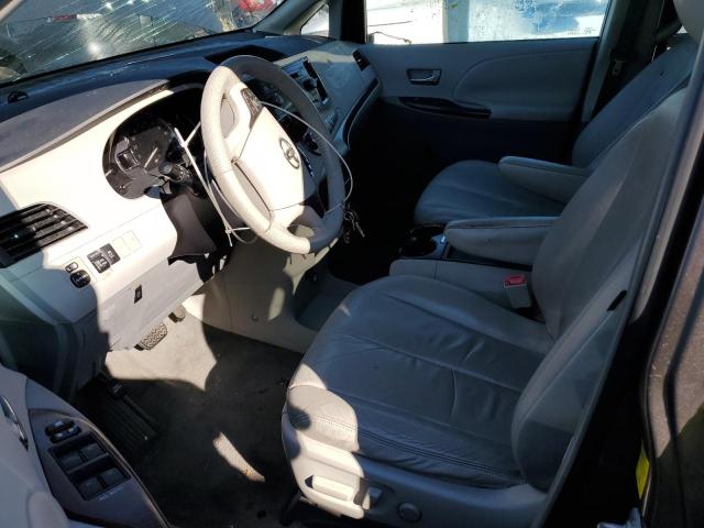Photo 7 from auction – 2011 TOYOTA SIENNA XLE with VIN 5TDYK3DC5BS010705
