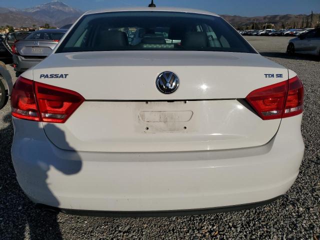 Photo 6 from auction – 2015 VOLKSWAGEN PASSAT SE with VIN 1VWBV7A38FC035594