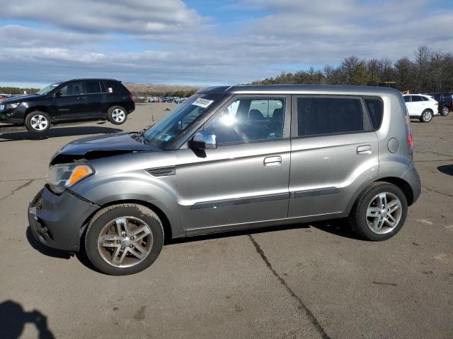KIA SOUL + 2010 with VIN KNDJT2A21A7049014 - Photo from auction