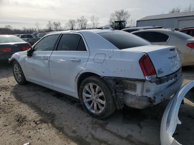 Photo 2 from auction – 2017 CHRYSLER 300 LIMITE with VIN 2C3CCARG1HH610415