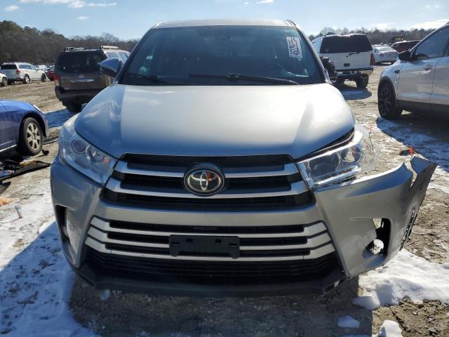 Photo 5 from auction – 2017 TOYOTA HIGHLANDER with VIN 5TDBZRFH2HS446563