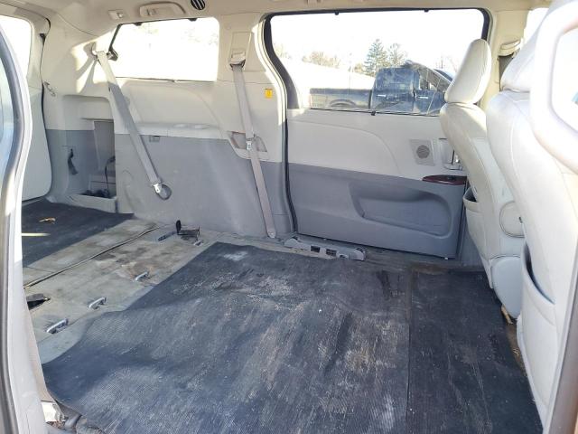 Photo 11 from auction – 2011 TOYOTA SIENNA with VIN 5TDYK3DC9BS141572