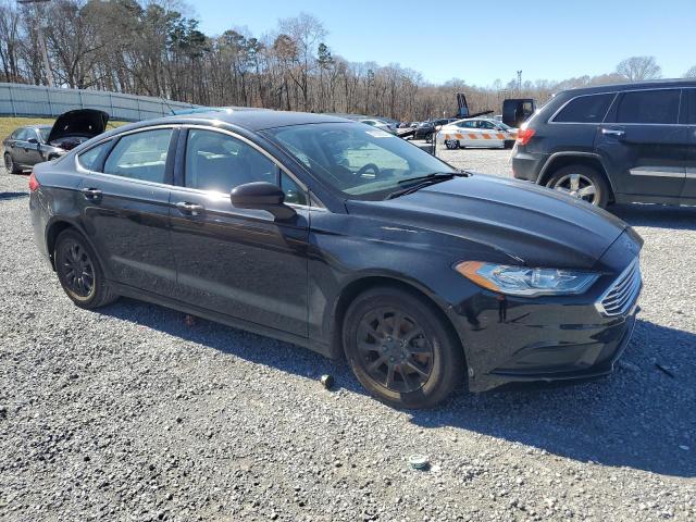 Photo 4 from auction – 2017 FORD FUSION S with VIN 3FA6P0G73HR212014