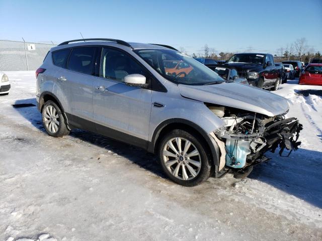 Photo 4 from auction – 2019 FORD ESCAPE SEL with VIN 1FMCU9HD5KUB15861