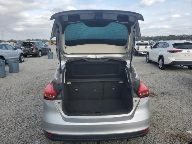 Photo 6 from auction – 2016 FORD FOCUS SE with VIN 1FADP3K21GL371373