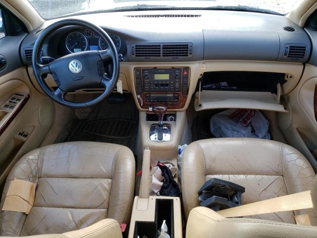 Photo 8 from auction – 2004 VOLKSWAGEN PASSAT GLX with VIN WVWWH63B94E214979