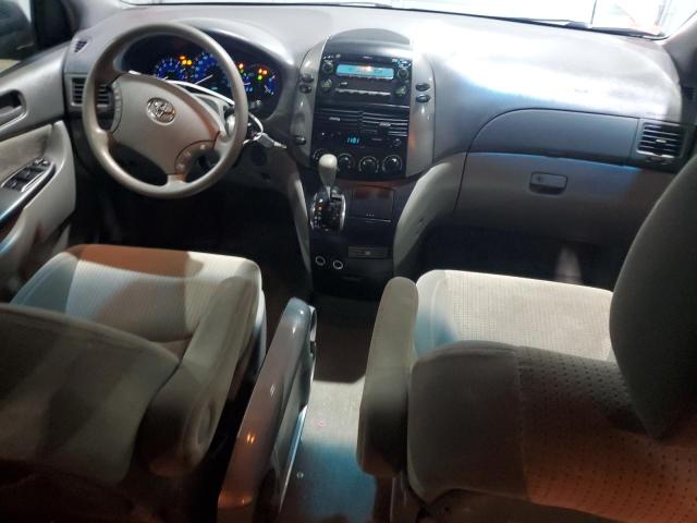 Photo 8 from auction – 2010 TOYOTA SIENNA CE with VIN 5TDKK4CC1AS307417