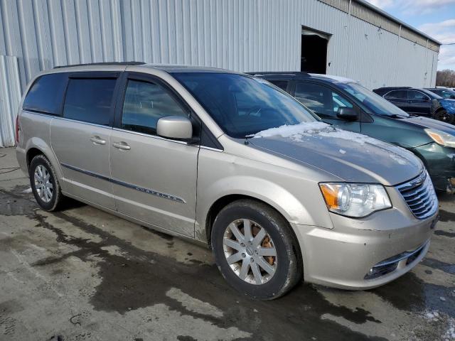 Photo 4 from auction – 2015 CHRYSLER TOWN & COU with VIN 2C4RC1BG8FR545361