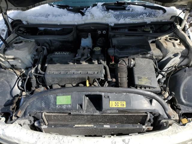 Photo 11 from auction – 2002 MINI COOPER with VIN WMWRC334X2TC38342