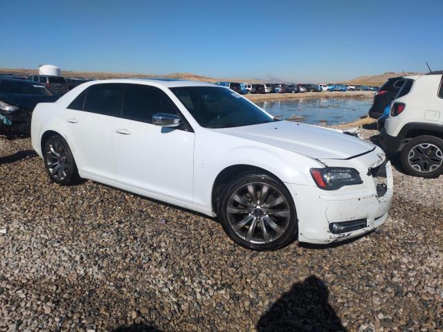 Photo 4 from auction – 2014 CHRYSLER 300 S with VIN 2C3CCABG1EH330371