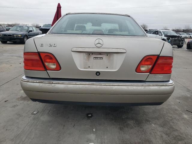 Photo 6 from auction – 1998 MERCEDES-BENZ E 320 with VIN WDBJF65F0WA666795