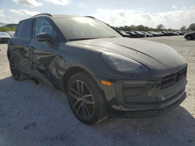 Photo 4 from auction – 2024 PORSCHE MACAN BASE with VIN WP1AA2A52RLB05768