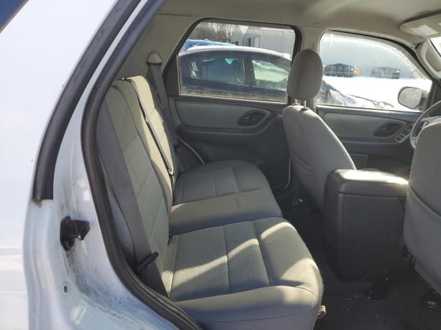 Photo 11 from auction – 2006 FORD ESCAPE HEV with VIN 1FMCU95H46KC08640