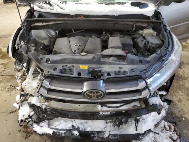 Photo 12 from auction – 2018 TOYOTA HIGHLANDER with VIN 5TDJZRFH4JS531003