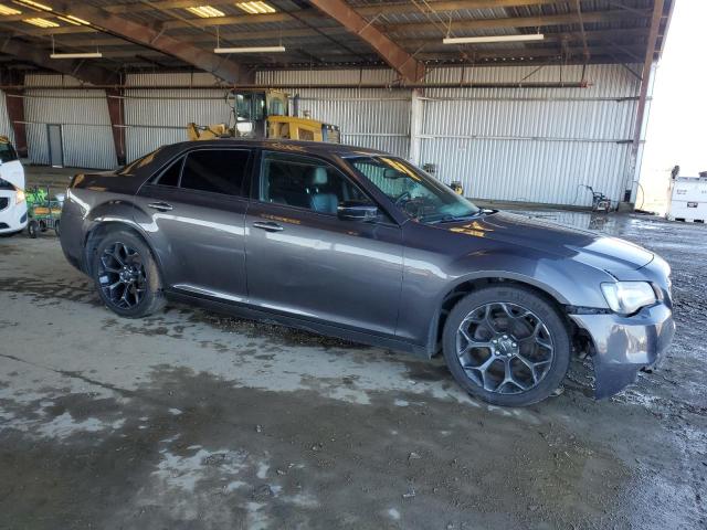 Photo 4 from auction – 2019 CHRYSLER 300 S with VIN 2C3CCABG5KH559860