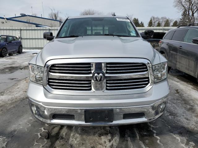 Photo 5 from auction – 2016 RAM 1500 SLT with VIN 3C6RR7LT2GG250056