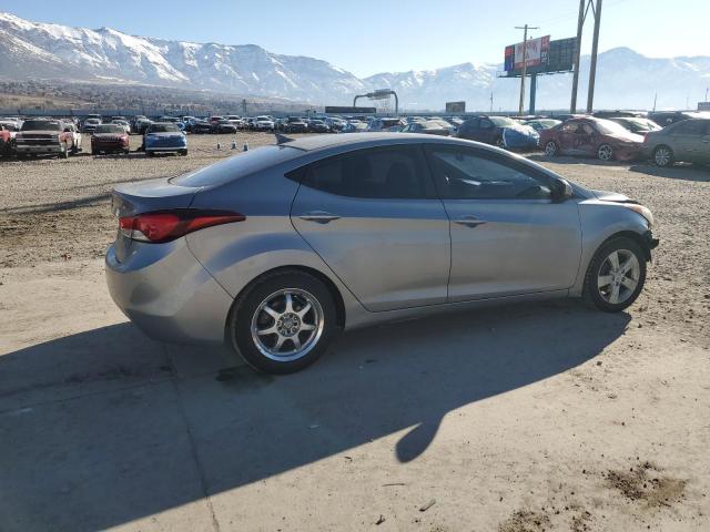 Photo 3 from auction – 2012 HYUNDAI ELANTRA GL with VIN KMHDH4AE7CU340072