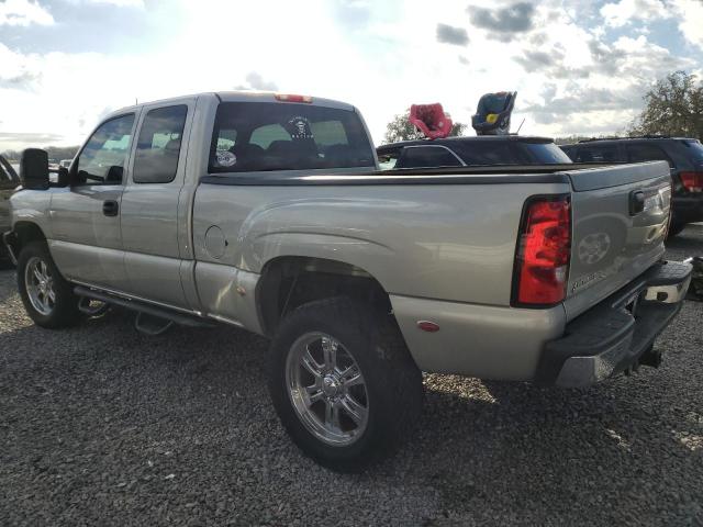 Photo 2 from auction – 2005 CHEVROLET SILVERADO with VIN 2GCEK19T151369397