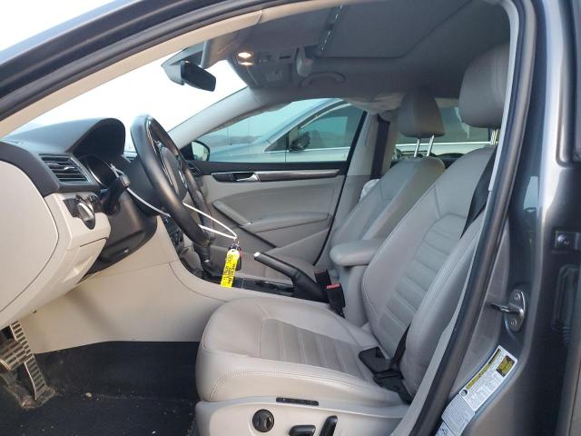 Photo 7 from auction – 2017 VOLKSWAGEN PASSAT SEL with VIN 1VWCT7A32HC074615