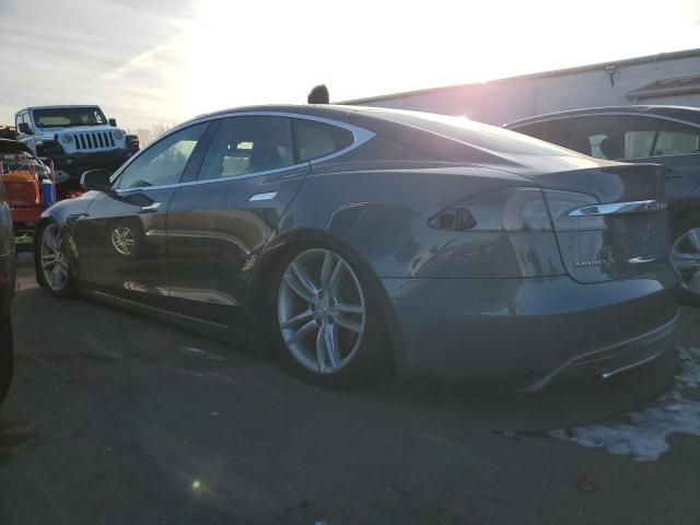 Photo 2 from auction – 2013 TESLA MODEL S with VIN 5YJSA1CNXDFP03440
