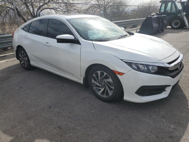 Photo 4 from auction – 2018 HONDA CIVIC EX with VIN 19XFC2F73JE012332