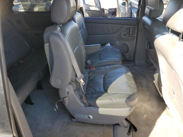 Photo 11 from auction – 2005 TOYOTA SIENNA XLE with VIN 5TDZA22C55S359596