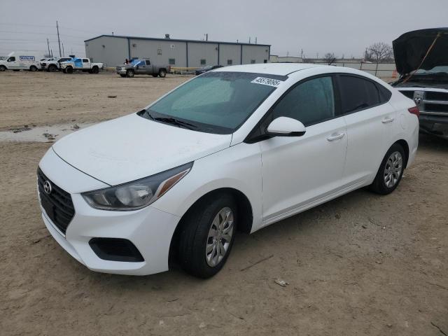 HYUNDAI ACCENT SE 2018 with VIN 3KPC24A35JE017893 - Photo from auction