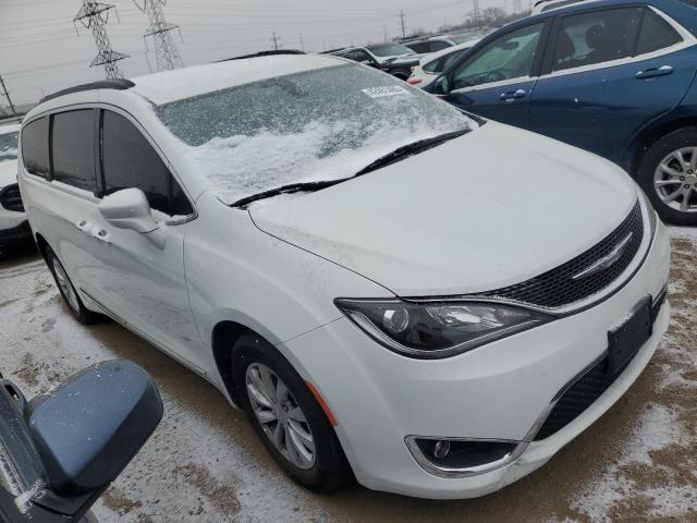 Photo 4 from auction – 2017 CHRYSLER PACIFICA T with VIN 2C4RC1BGXHR613694