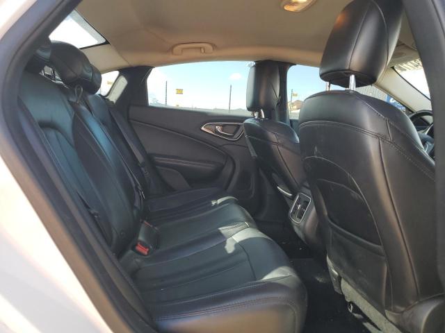 Снимка 10 от търг – 2015 CHRYSLER 200 C с VIN 1C3CCCCG3FN519199