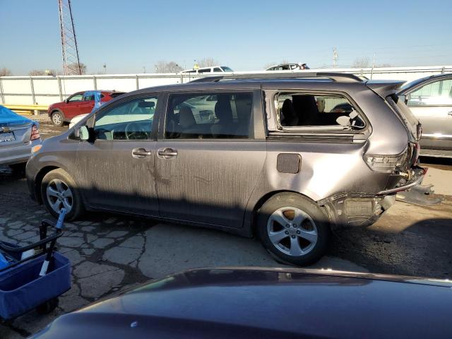Photo 2 from auction – 2016 TOYOTA SIENNA LE with VIN 5TDKK3DC0GS715750