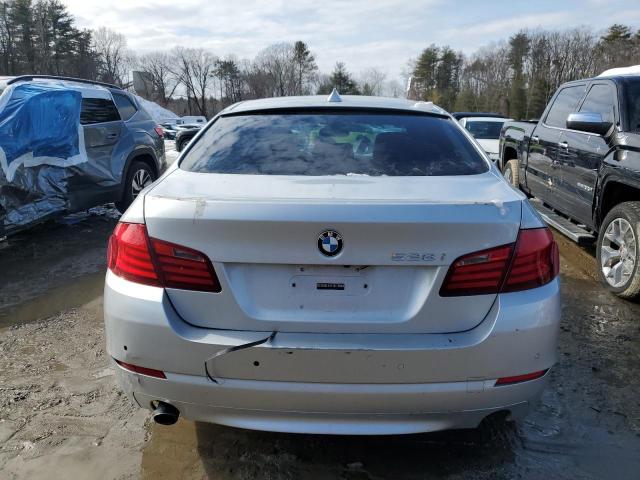 Photo 6 from auction – 2011 BMW 528 I with VIN WBAFR1C54BC741103