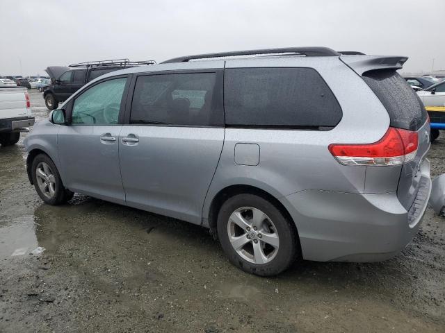 Photo 2 from auction – 2011 TOYOTA SIENNA LE with VIN 5TDKK3DCXBS125578
