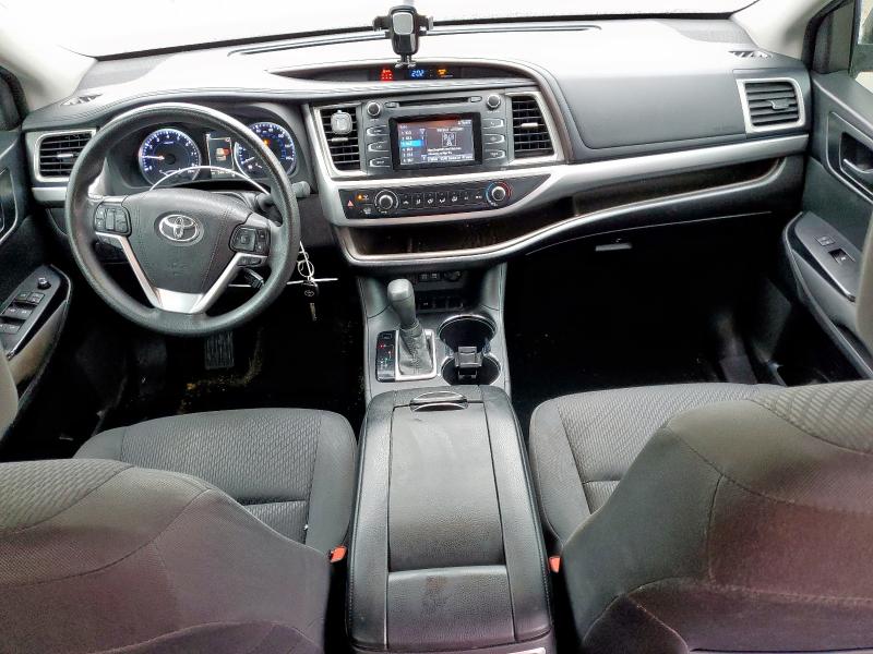 Photo 8 from auction – 2017 TOYOTA HIGHLANDER with VIN 5TDZARFH8HS026456