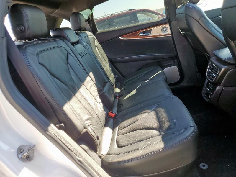 Photo 11 from auction – 2026 LINCOLN MKX RESERV with VIN 2LMTJ8LR3GBL62609