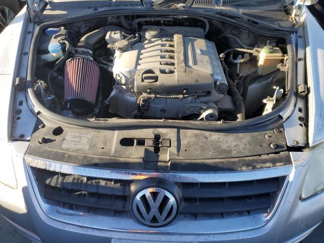 Photo 12 from auction – 2004 VOLKSWAGEN TOUAREG 3. with VIN WVGBC67L94D021426