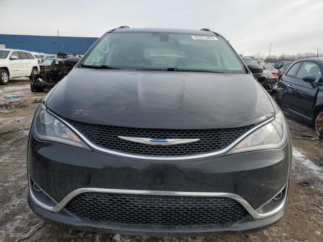 Photo 5 from auction – 2017 CHRYSLER PACIFICA T with VIN 2C4RC1EG5HR656867