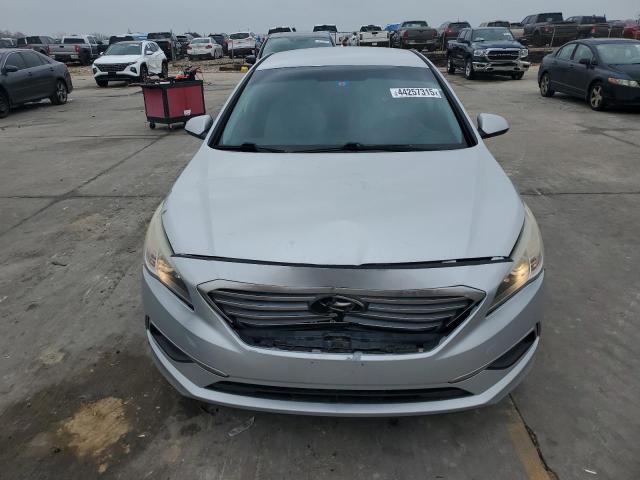 Photo 5 from auction – 2017 HYUNDAI SONATA SE with VIN 5NPE24AFXHH521283