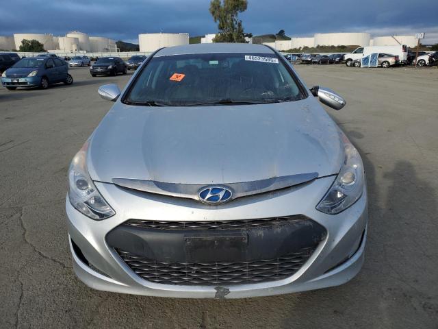 Photo 5 from auction – 2013 HYUNDAI SONATA HYB with VIN KMHEC4A44DA087306