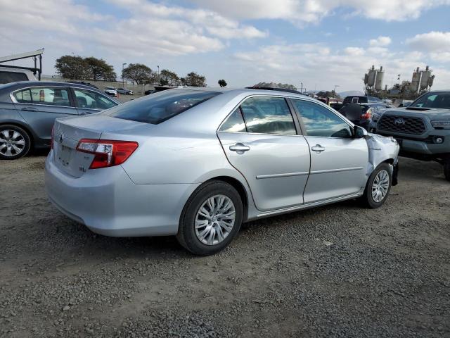 Photo 3 from auction – 2012 TOYOTA CAMRY HYBR with VIN 4T1BD1FK6CU029670