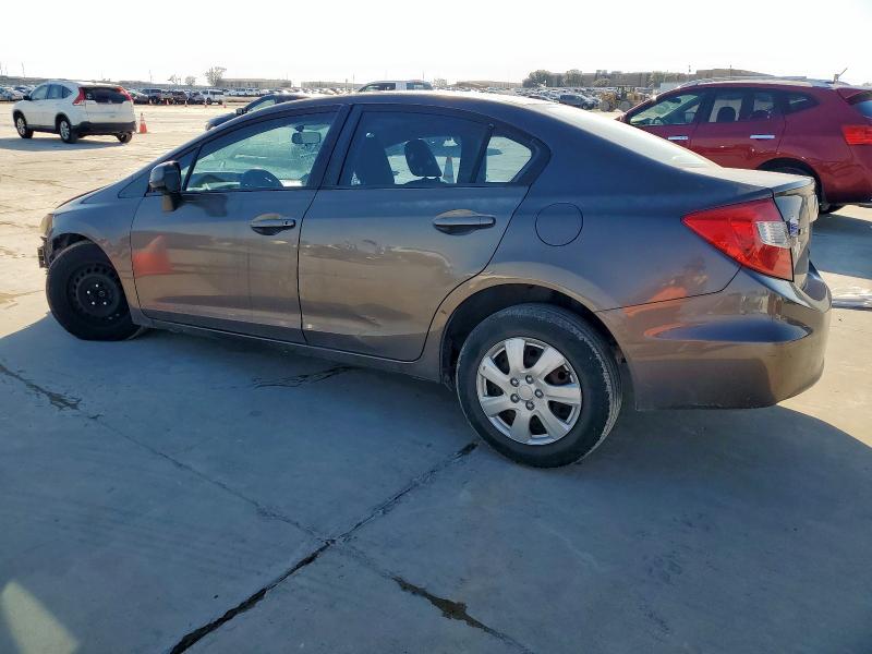 Photo 2 from auction – 2012 HONDA CIVIC LX with VIN 2HGFB2F52CH557612