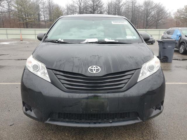 Снимка 5 от търг – 2017 TOYOTA SIENNA с VIN 5TDZZ3DC7HS900115